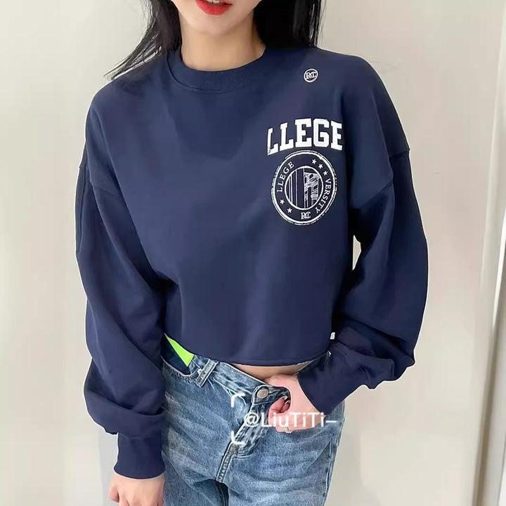 Damen Kurzer Sweatshirt mit oversized Schnitt Drune