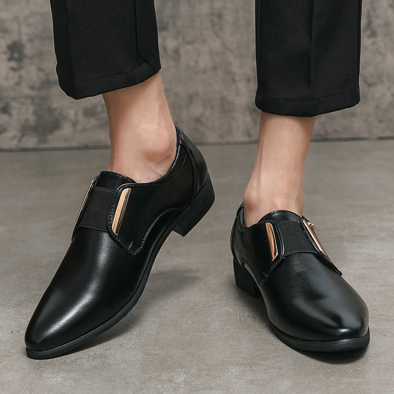 Herren elegante spitze Slip-On Business-Halbschuhe mit elastischer Gummilasche und dekorativen Metallapplikationen Drune