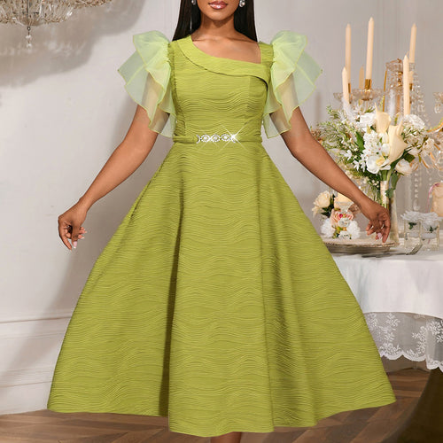 Damen Elegantes Abendkleid mit schimmernden Rüschendetails Drune