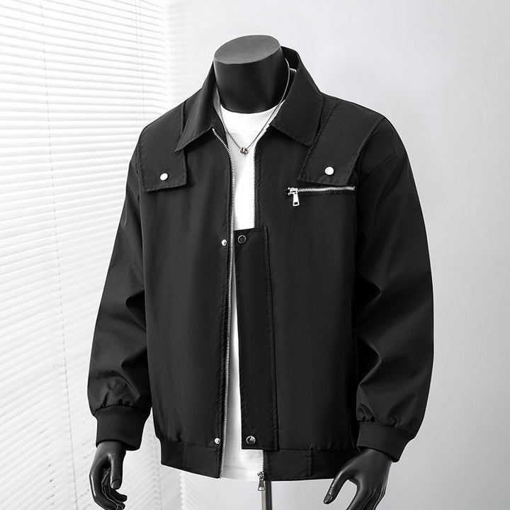 Herren Leicht wattierte Bomber-Coachjacke mit verdeckter Druckknopfleiste, Zipper-Brusttasche & gerippten Bündchen Drune