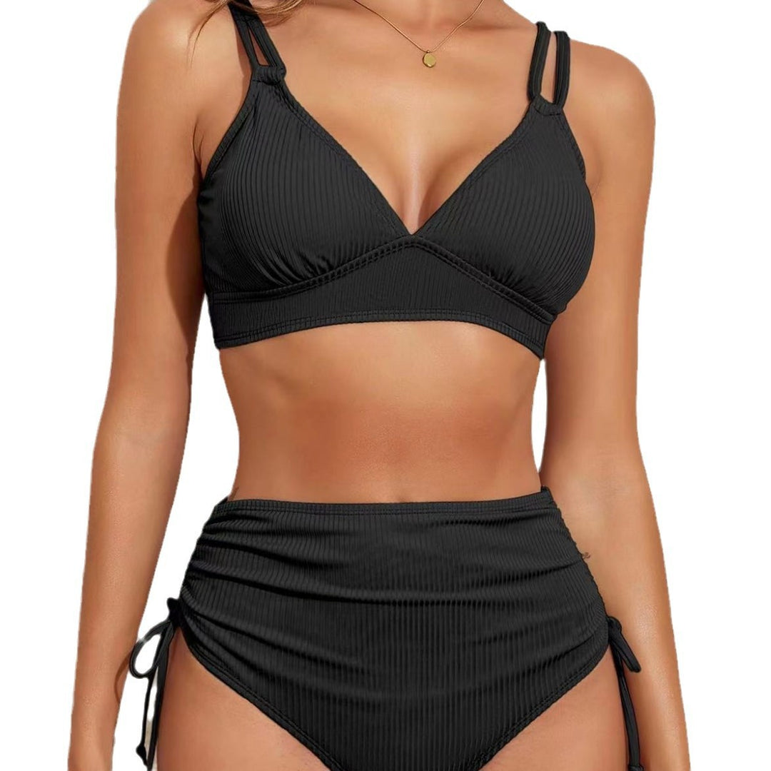 Damen Hochgeschnittener Bikini mit raffinierten Rüschendetails Drune