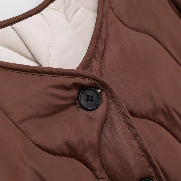 Damen Steppjacke mit modernen Knopfdetails Drune