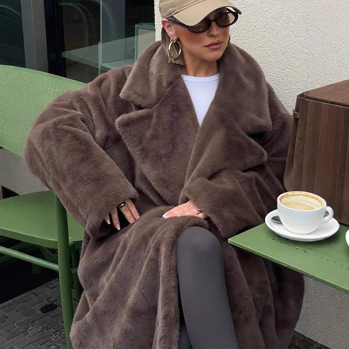 Damen Oversize Kunstfell-Maximantel mit weitem Revers Drune