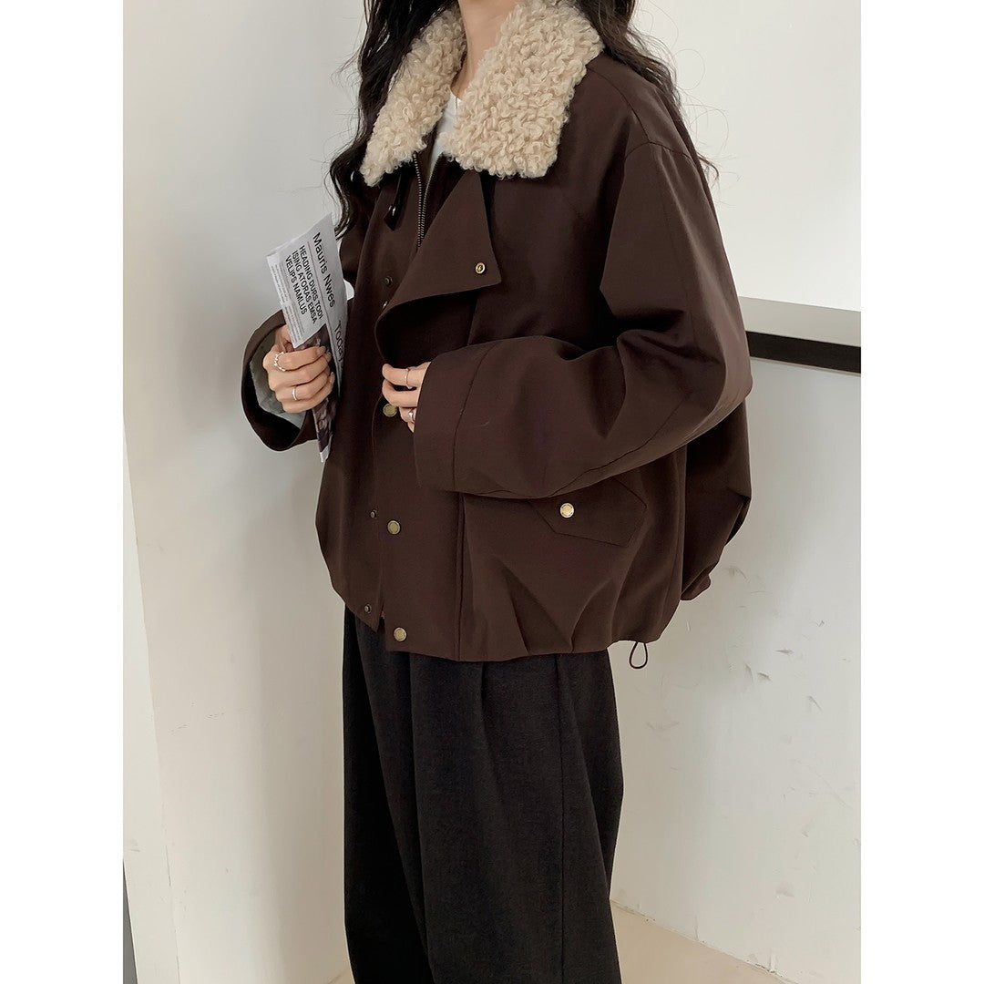 Damen Kurze Oversize-Bomberjacke mit Teddykragen und Druckknopfdetails Drune