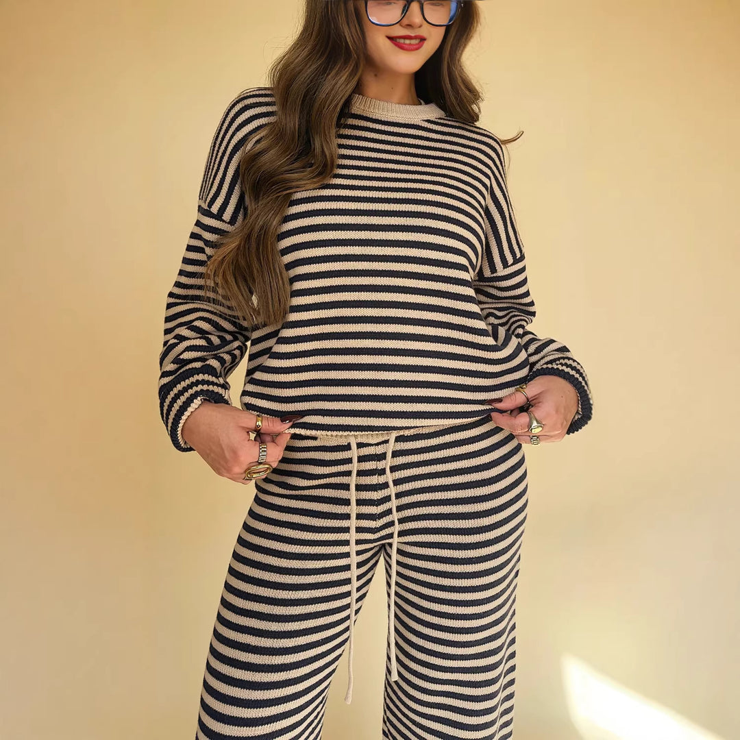 Damen gestricktes Freizeit-Set mit modischem Streifenmuster und weitem Schnitt
