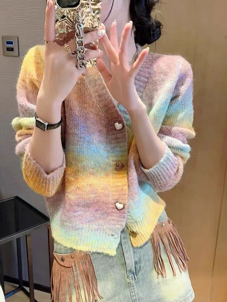 Damen Strickjacke mit Farbverlauf und herzförmigen Knöpfen Drune