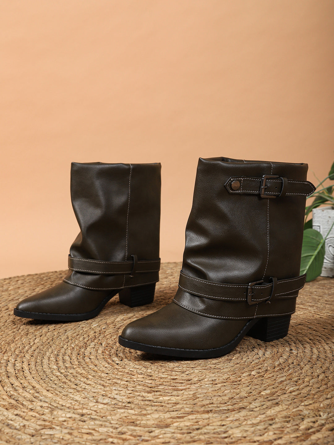 Damen halbhohe Stiefel mit dekorativen Schnallenriemen und Blockabsatz Drune