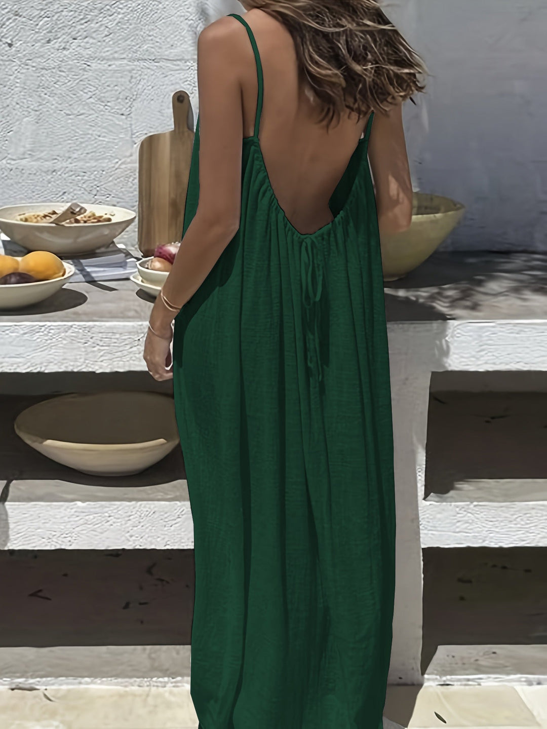 Damen Maxikleid im eleganten Open-Back Design mit feinen Spaghettiträgern Drune