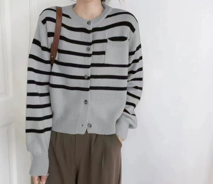 Damen gestreifte Strickjacke mit Knopfdetails und lässigem Schnitt Drune