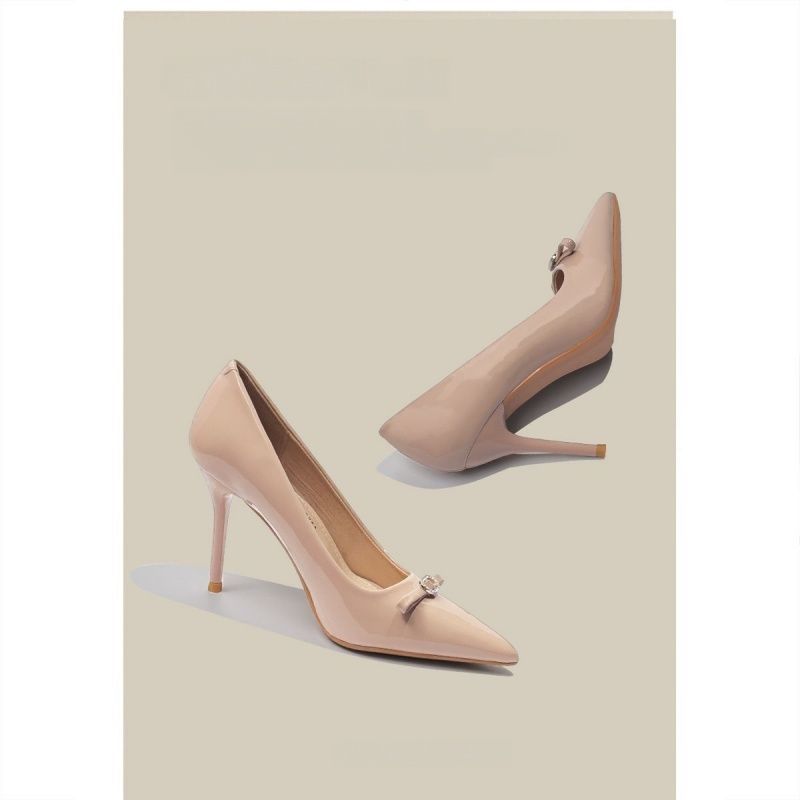 Damen Spitz zulaufende Lack‑Pumps mit hohem Stiletto‑Absatz und Kristall‑Schleifenapplikation Drune