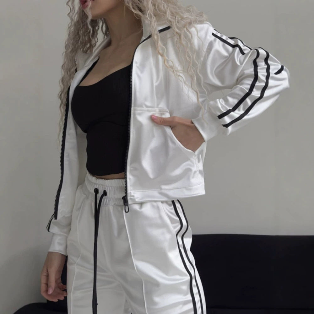 Damen glänzender Satin-Trainingsanzug mit Kontraststreifen, Reißverschlussjacke und Tunnelzughose Drune