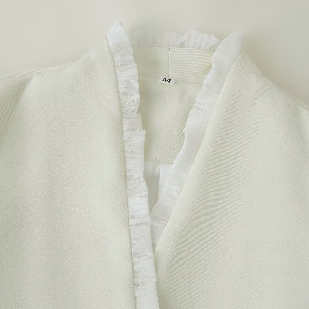 Damen Kurz-Bolerojacke mit Rüschensaum und Plissée‑Manschetten Drune