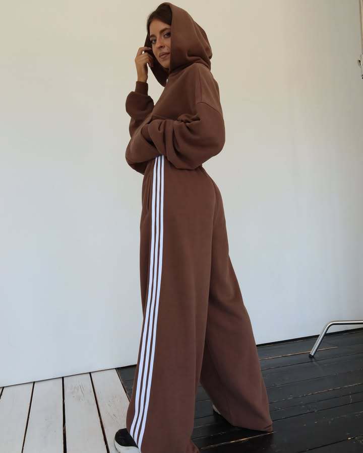 Damen lässiger Freizeit-Jogginganzug mit cropped Sweatjacke und weiten Hosen Drune