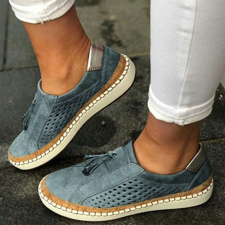 Damen lässige Slip-On Loafer mit Quaste perforiertem Obermaterial und Korkdetails Drune