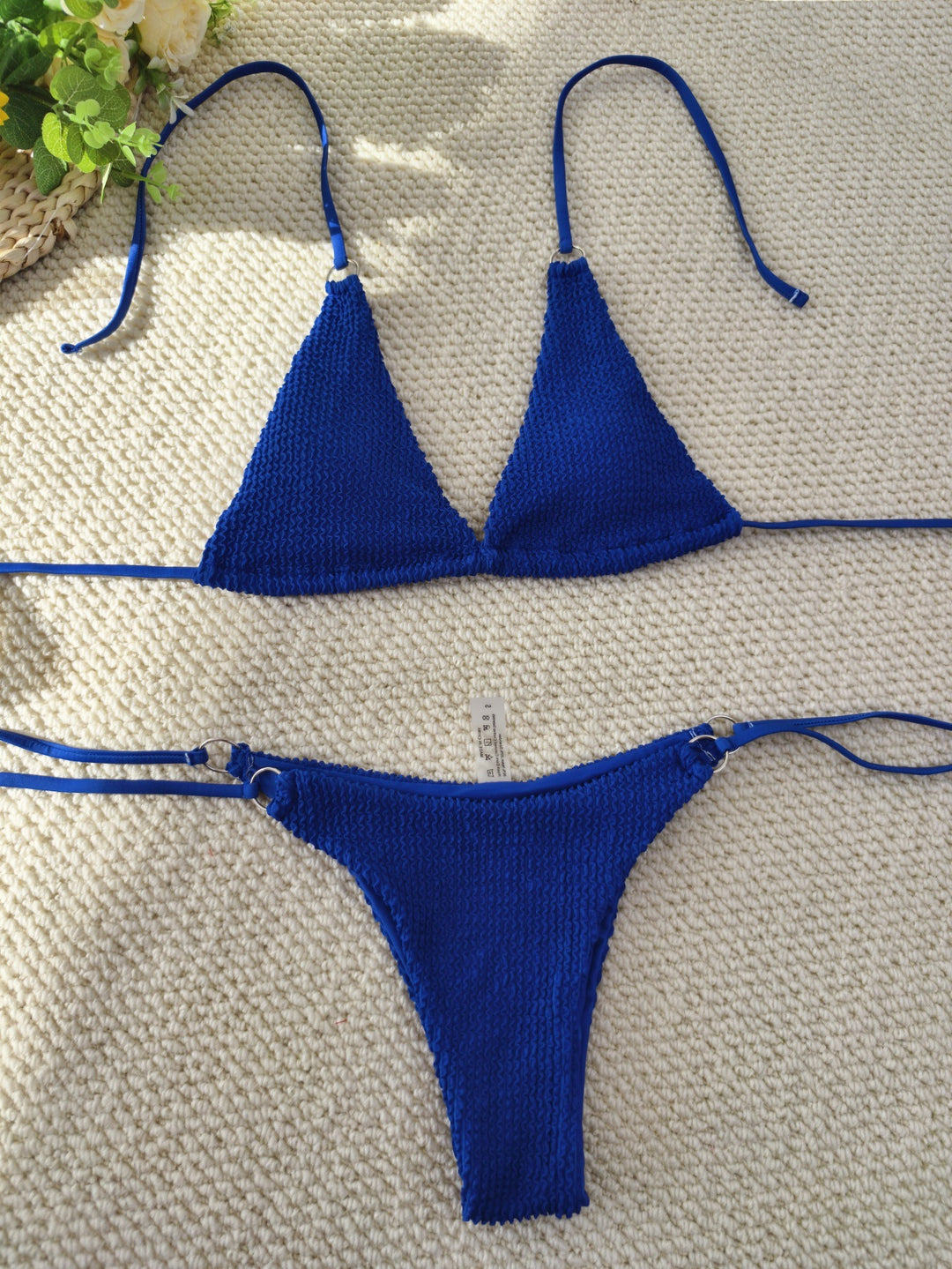 Damen Triangel-Bikini mit strukturiertem Gewebe und eleganten Ringverzierungen Drune