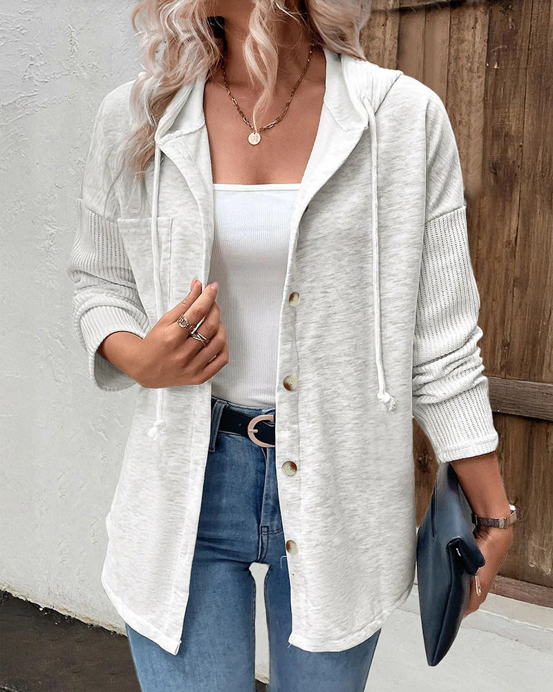 Damen Kapuzencardigan mit Knopfleiste, kontrastierenden Rippärmeln und lässiger Longline-Silhouette Drune