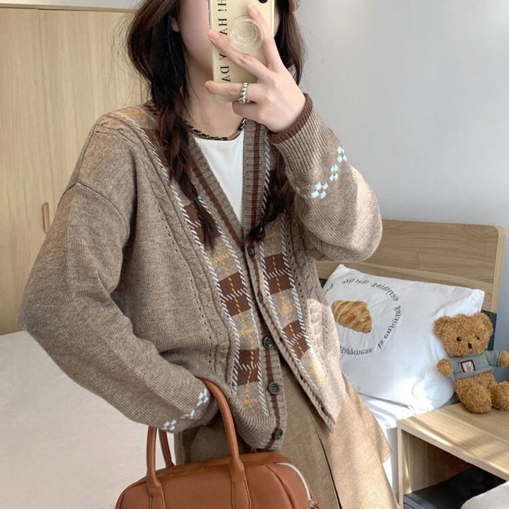 Damen Strickjacke mit modischem Karomuster und pastelligen Akzenten Drune