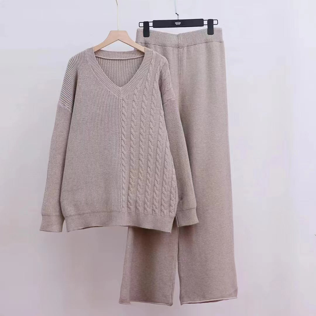 Damen Strickensemble mit feinem Zopfmuster und modernem Schnitt Drune