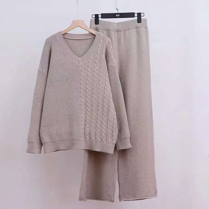 Damen Strickensemble mit feinem Zopfmuster und modernem Schnitt Drune
