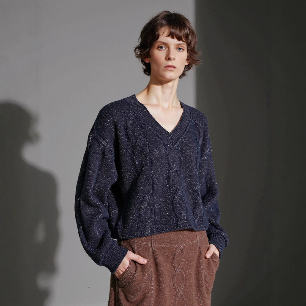 Damen Grobstrickpullover mit V-Ausschnitt und modernen Details Drune