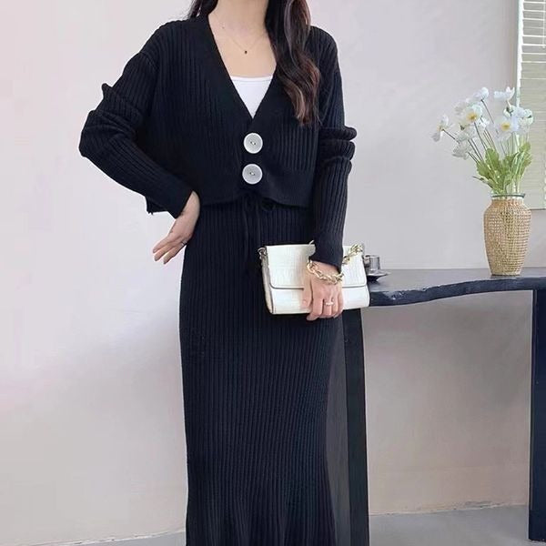 Damen Strickkleid mit passender Cardigan Drune