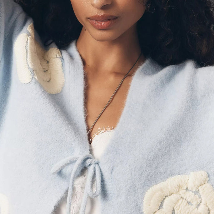 Damen Kuscheliger Mohair-Cardigan mit Zierblumen-Applikationen Drune