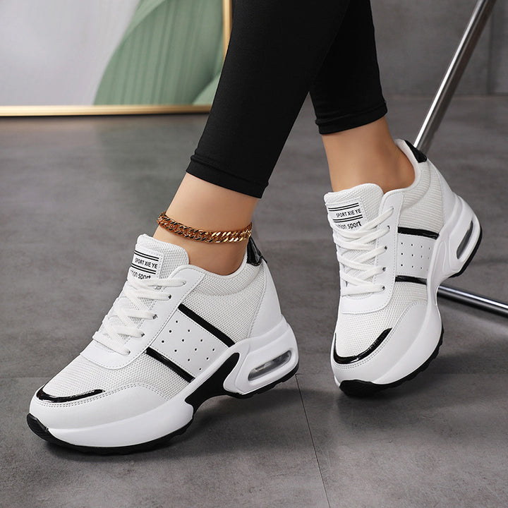 Damen nan sportlicher Plateausneaker mit Luftkissen-Zwischensohle und metallic-Applikationen Drune