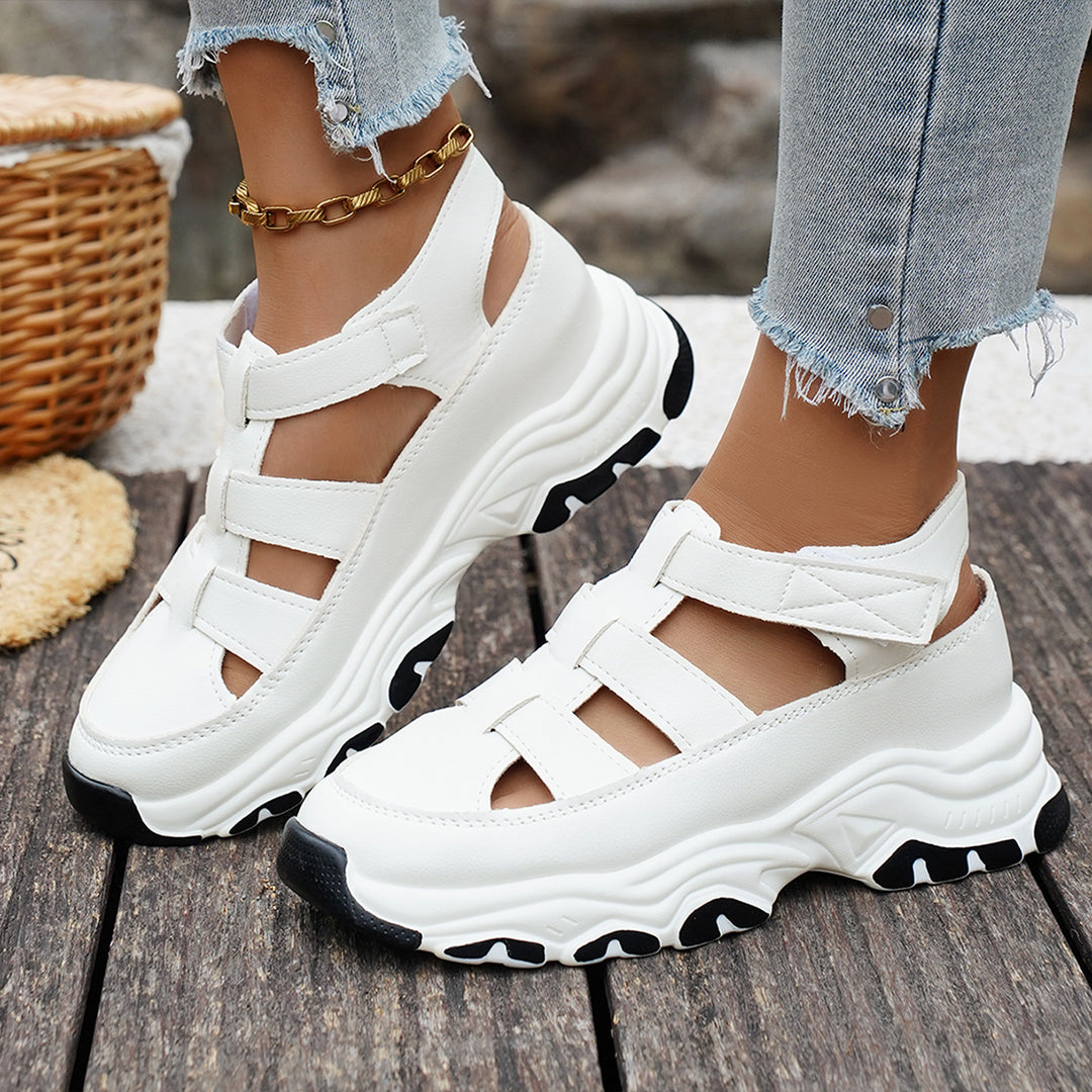 Damen  sportive Plateau-Sandalette im Sneakerstil mit verstellbaren Riemen und dämpfender EVA-Sohle Drune