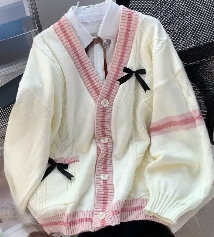 Damen lässige Strickjacke mit verspielten Details und großem V-Ausschnitt Drune