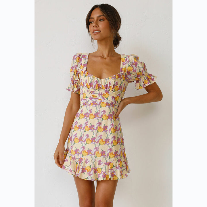 Damen Minikleid mit voluminösen Ärmeln und verspieltem Rüschensaum Drune