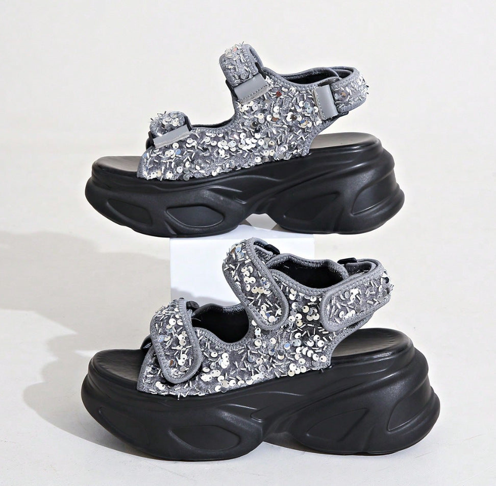 Damen Plateau-Sandalen mit verziertem Riemen und komfortabler Sohle Drune
