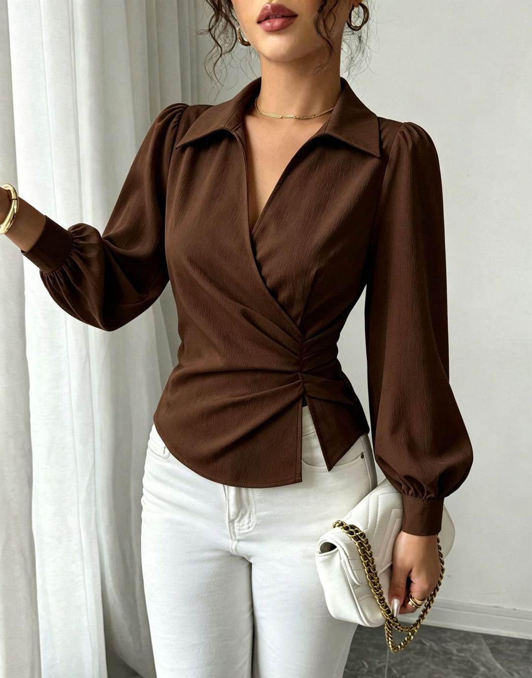 Damen Wickelbluse mit Taillenraffung, Hemdkragen und Ballonärmeln Drune