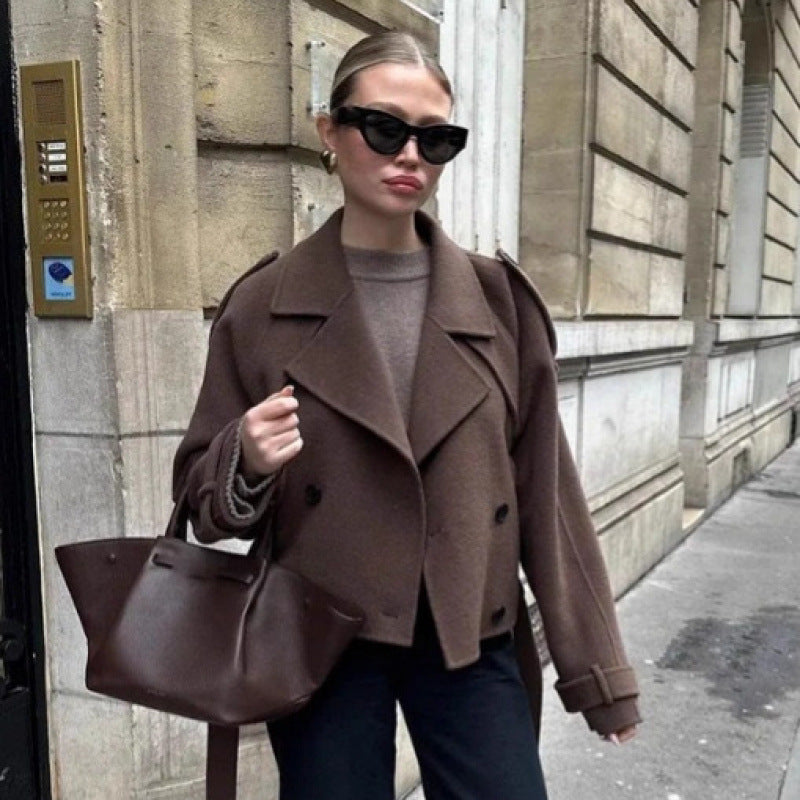 Damen modische Trenchjacke mit taillierbarem Gürtel und eleganten Knöpfen Drune