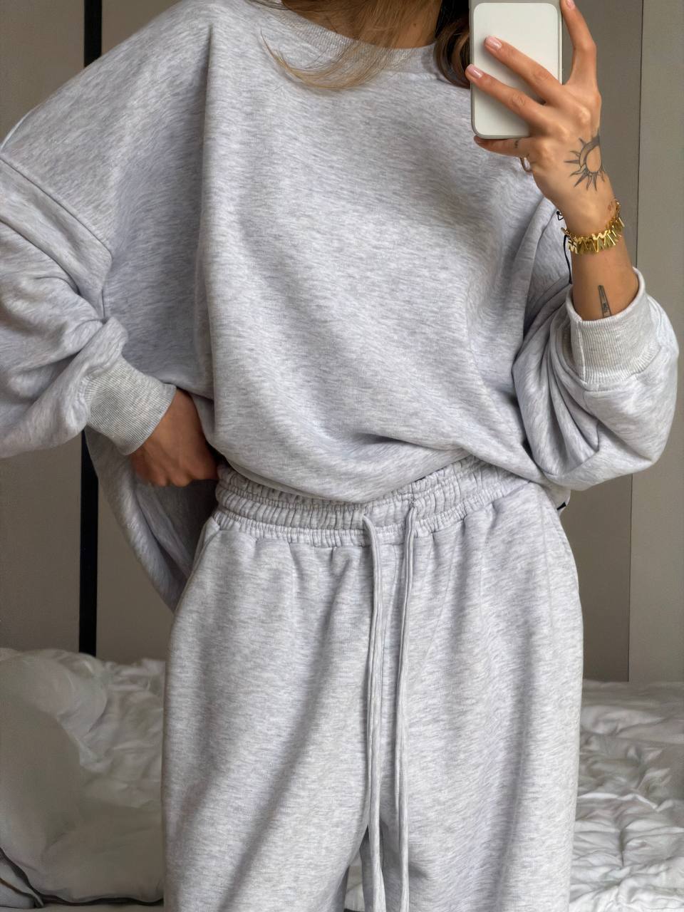 Damen Oversize Sweatshirt mit lässiger Passform und breiten Bündchen