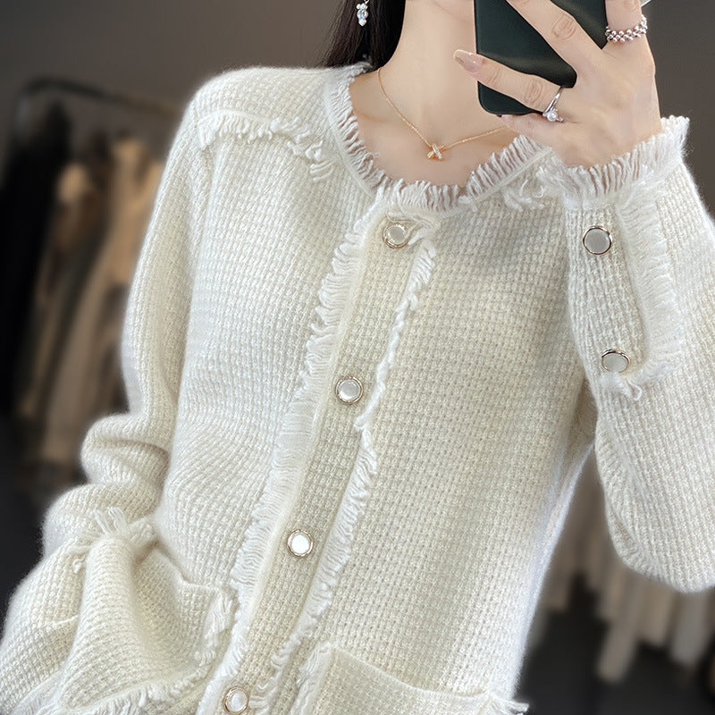 Damen Strickcardigan mit Fransenblende, Perlmuttknopfleiste und aufgesetzten Taschen Drune