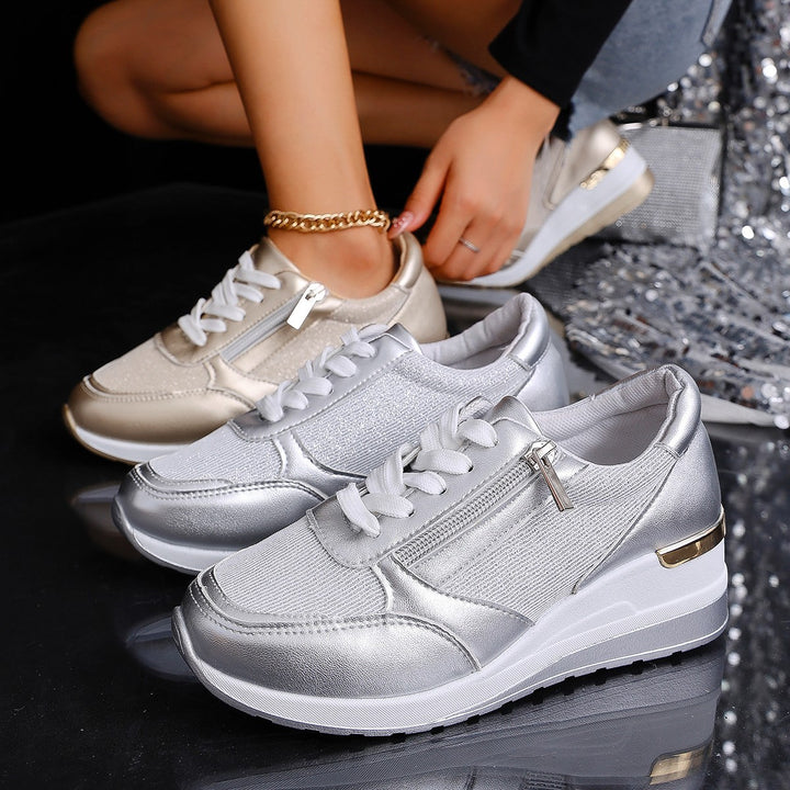Damen  stylische Plateausneaker mit seitlichem Reißverschluss gepolstertem Komfortfußbett und dekorativen Metallic-Overlays Drune