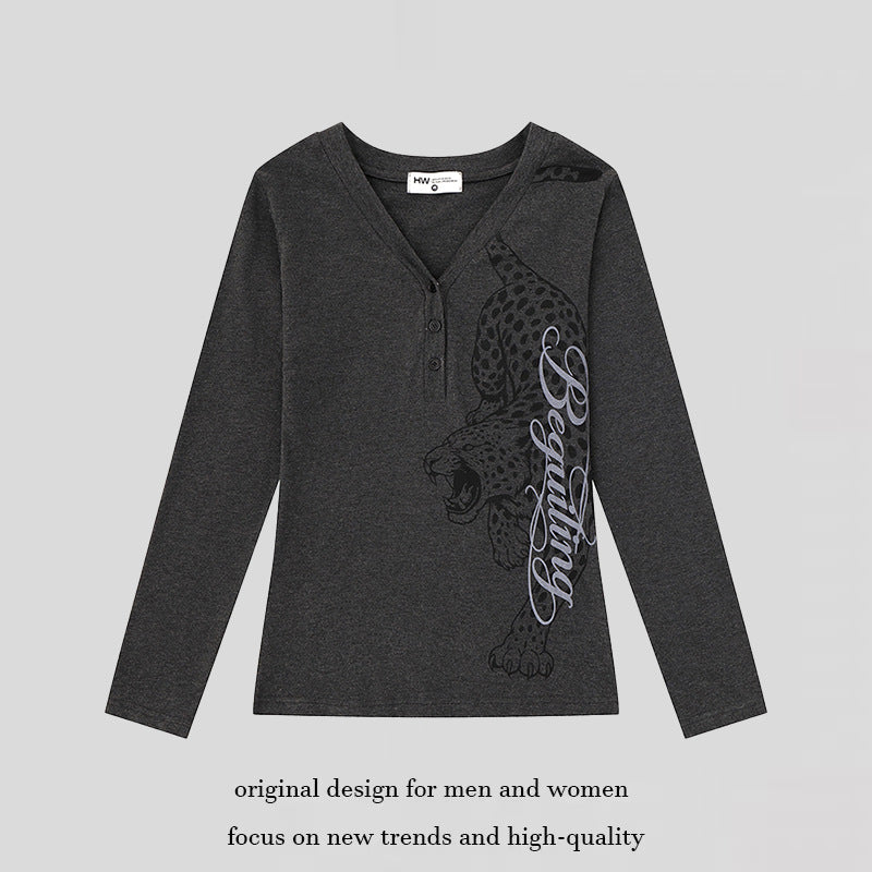 Damen Langarm-Henleyshirt mit V-Ausschnitt und großflächigem Panther-Print Drune