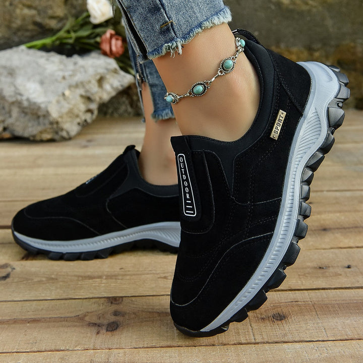Damen Slip-On Sneakers mit elastischer Einfassung und rutschfester Profilsohle Drune