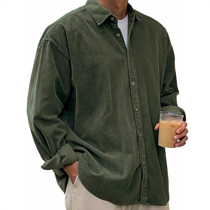 Herren Oversize Cord-Shirt aus feinem Cord mit durchgehendem Knopfverschluss und Kent-Kragen EB