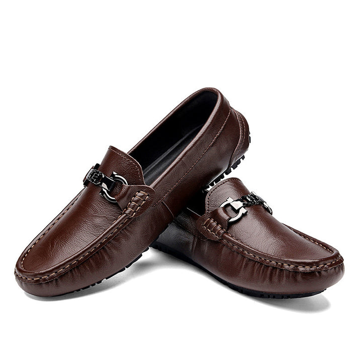 Herren eleganter Mokassin‑Loafer aus softem Kunstleder mit dekorativer Metallschnalle und profilierter Gummilaufsohle Drune