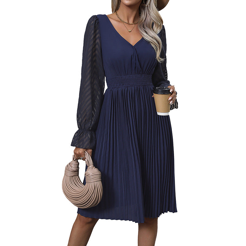 Damen Elegant-geschnittenes Plissee-Midikleid mit V-Ausschnitt, Elastischem Taillenpanel und Transparenter Jacquard-Ärmel Drune
