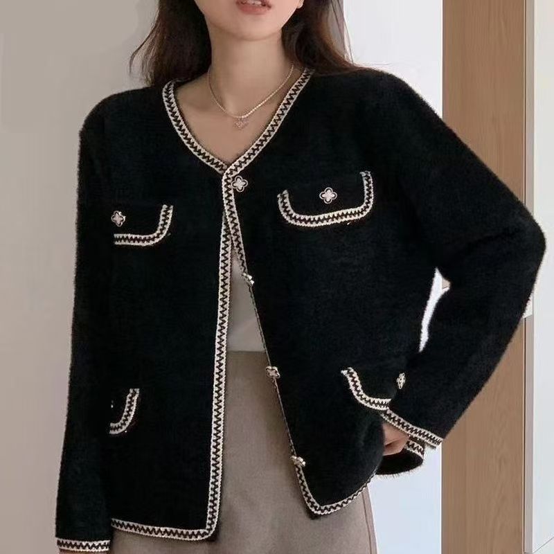 Damen Strickjacke mit aufwendigem Kontraststich Drune