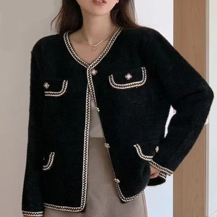 Damen Strickjacke mit aufwendigem Kontraststich Drune