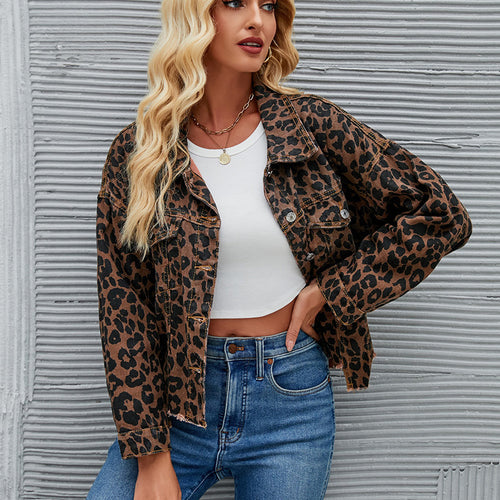 Damen Jeansjacke im angesagten Leo-Design mit oversized Schnitt Drune