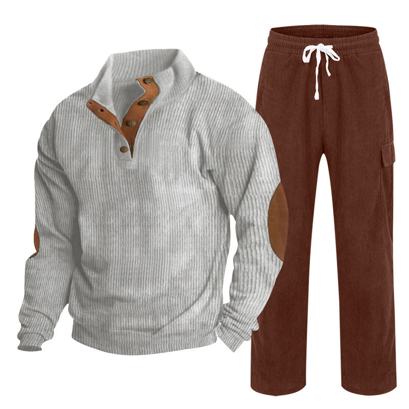 Herren nan strukturiertes Feinstrick-Halbknopf-Pullover und Feincord-Cargo-Zweiteiler Drune