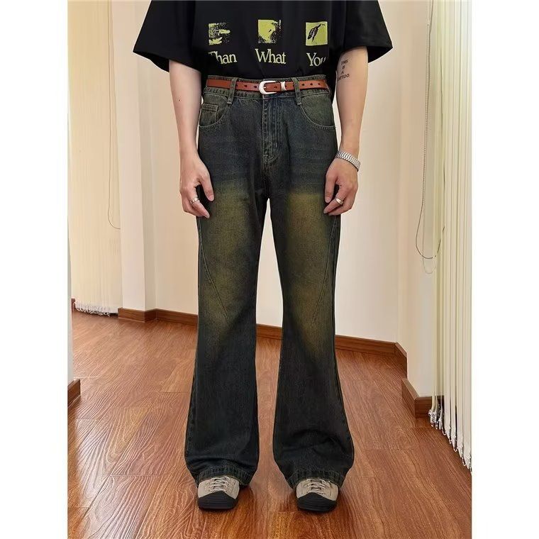 Herren Schlagjeans aus Denim mit hohem Bund und Vintage-Waschung
