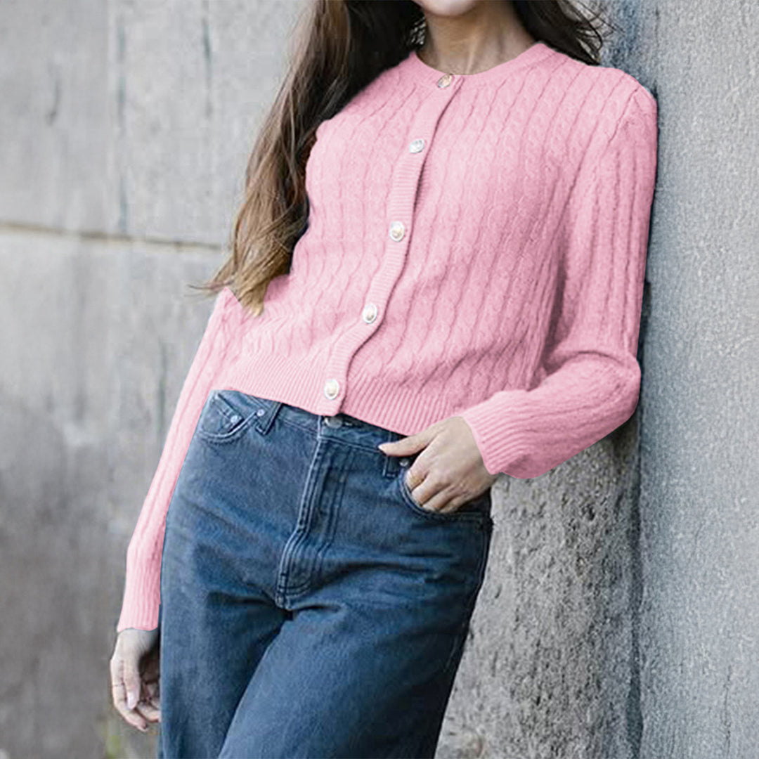 Damen nan cropped Zopfstrick-Strickjacke mit dekorativen Medaillonknöpfen und Rundhalsausschnitt Drune