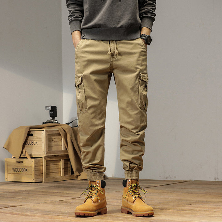 Herren Tapered Cargo-Jogger aus robustem Twill mit Tunnelzugbund, aufgesetzten Klappentaschen und gerippten Knöcheln Drune