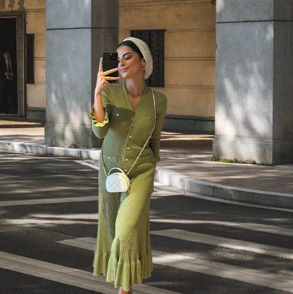 Damen Strickmaxikleid mit Knopfleiste und modischem V-Ausschnitt Drune