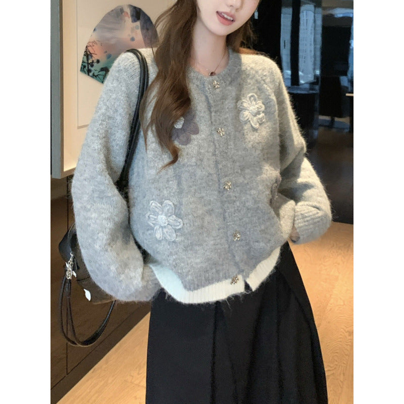 Damen Kuschelige Strickjacke mit floralen Applikationen Drune
